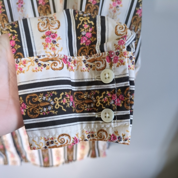 Lucky Brand Vintage 70s Fleur de Lis Pattern Button Down Shirt Size Large - Picture 5 of 9